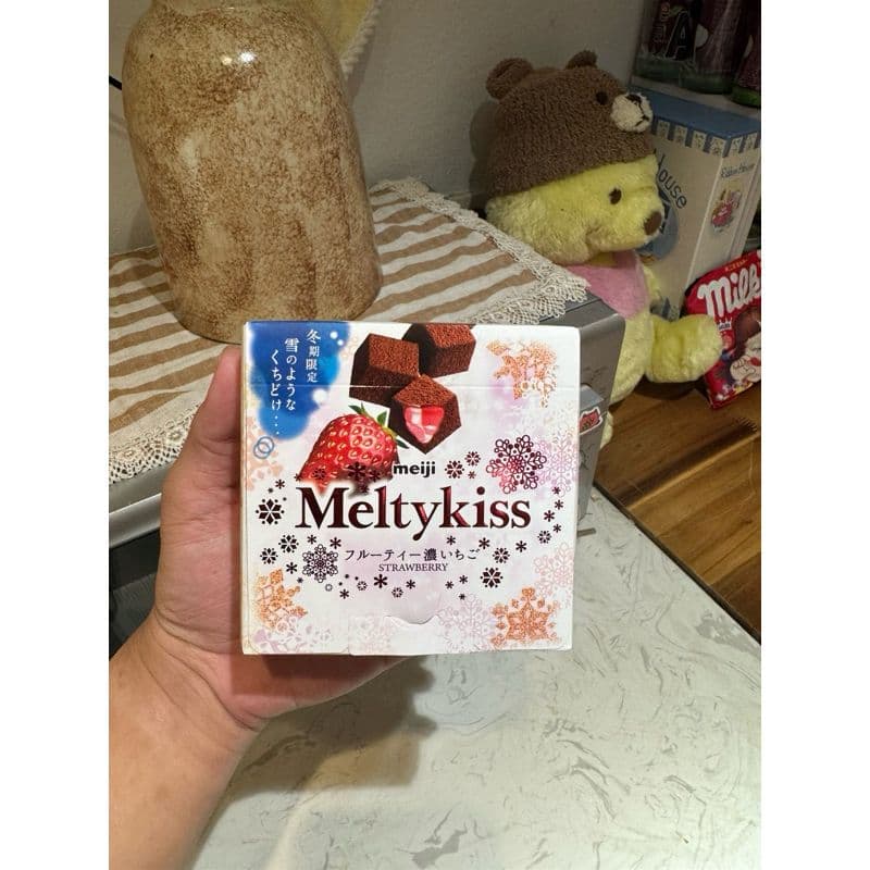 Socola Tươi Meltykiss - Xách tay Nhật Bản [Để Ngăn Mát Trc Khi Sử Dụng] Hộp Dâu