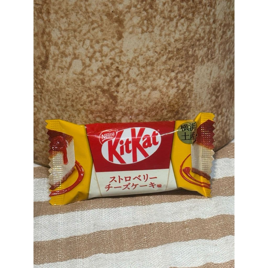 Kitkat Đủ Vị - Xách Tay Nhật Bản Strawberry